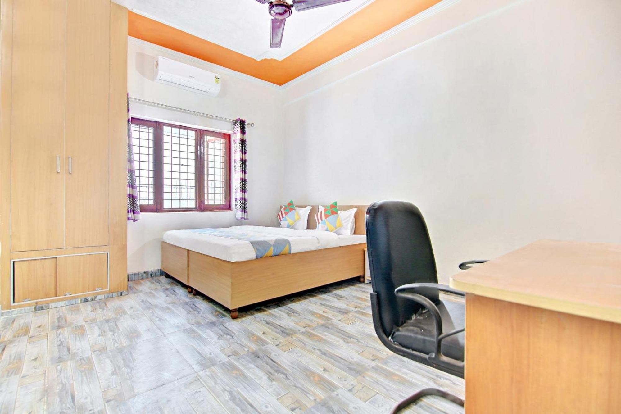 Home 78802 Balaji Bhawan Jhajra Luaran gambar