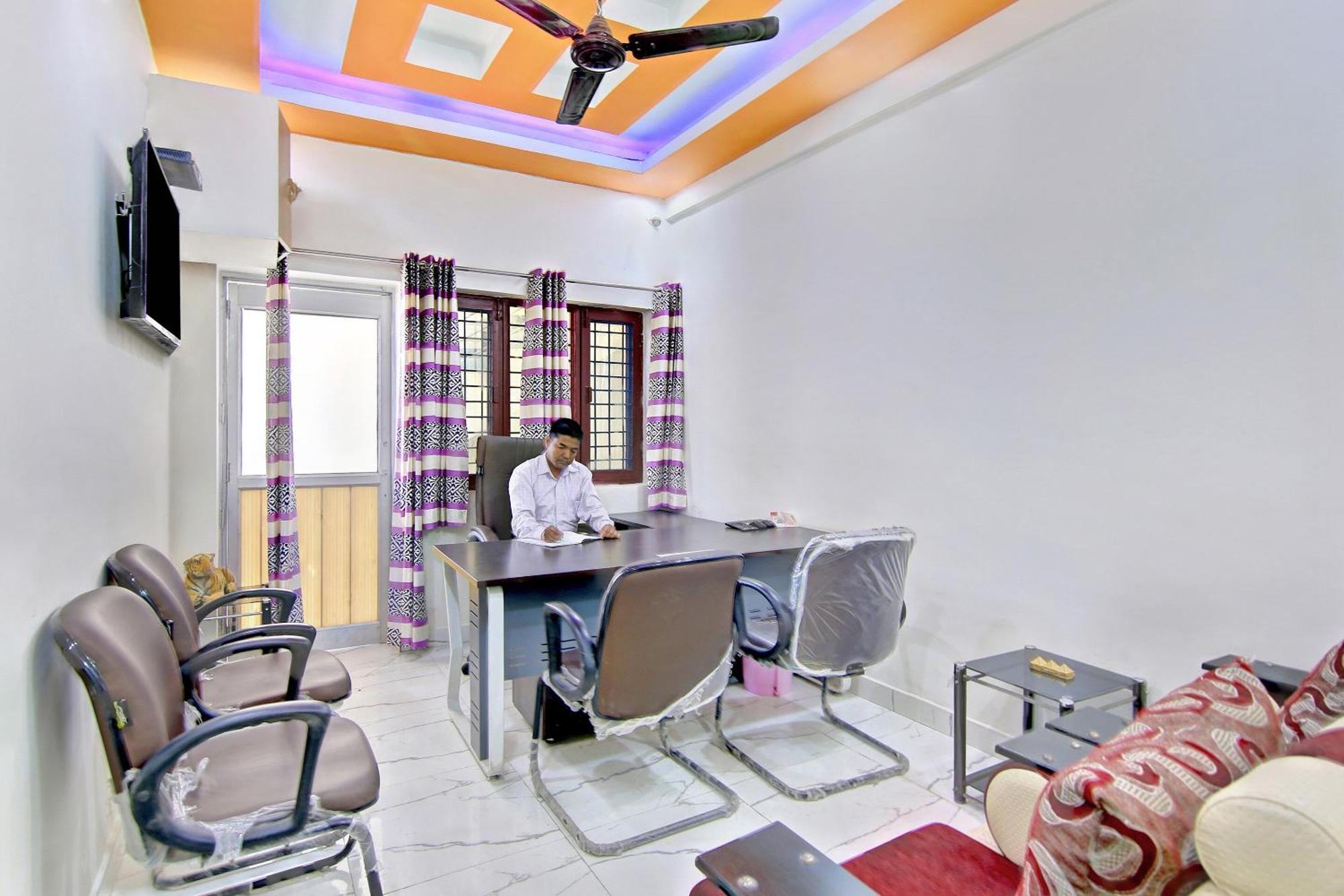 Home 78802 Balaji Bhawan Jhajra Luaran gambar