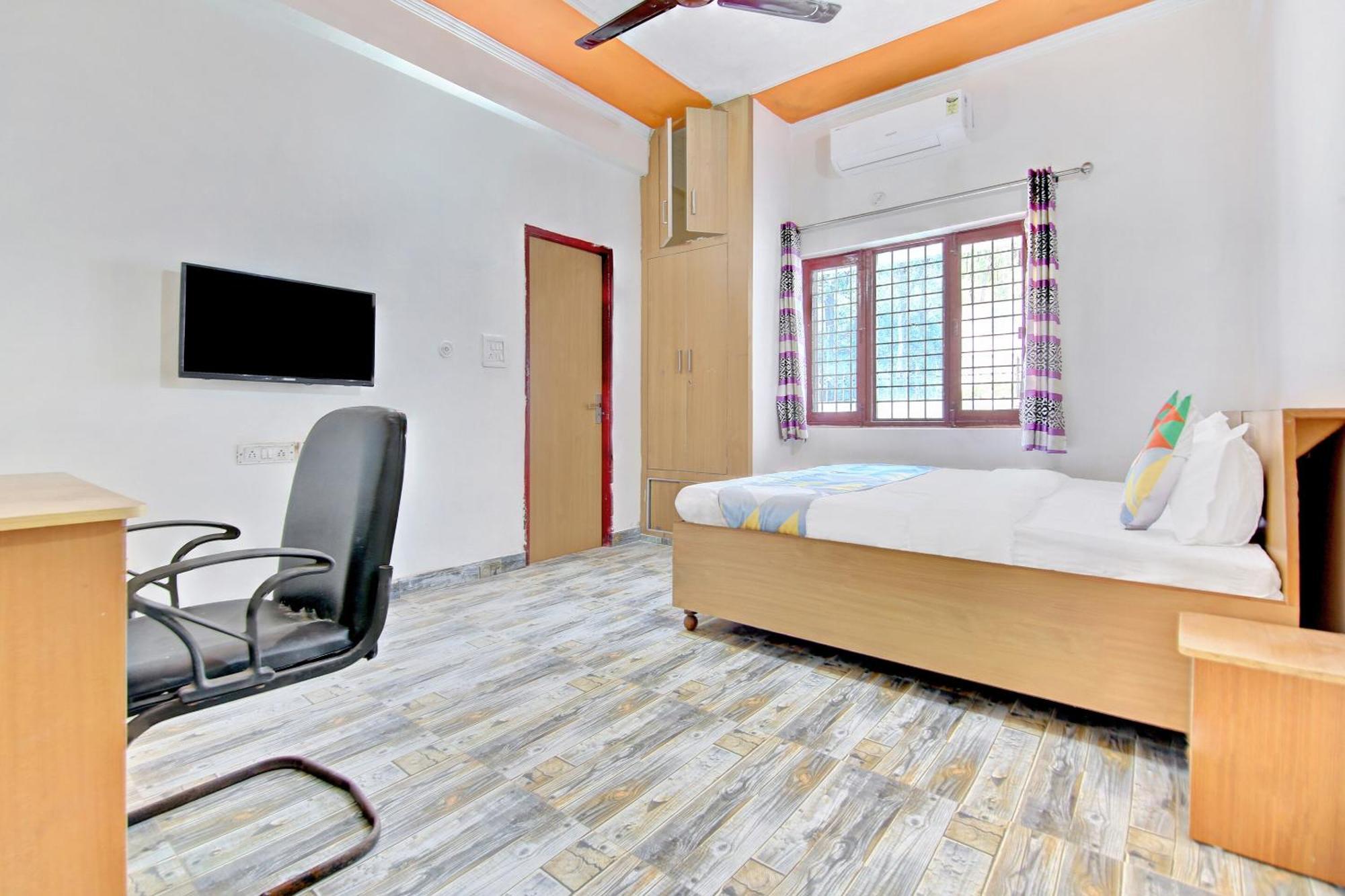 Home 78802 Balaji Bhawan Jhajra Luaran gambar